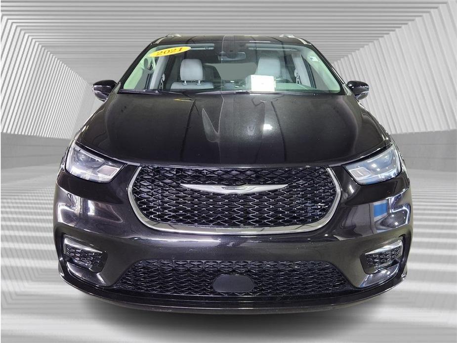 used 2021 Chrysler Pacifica car, priced at $17,991