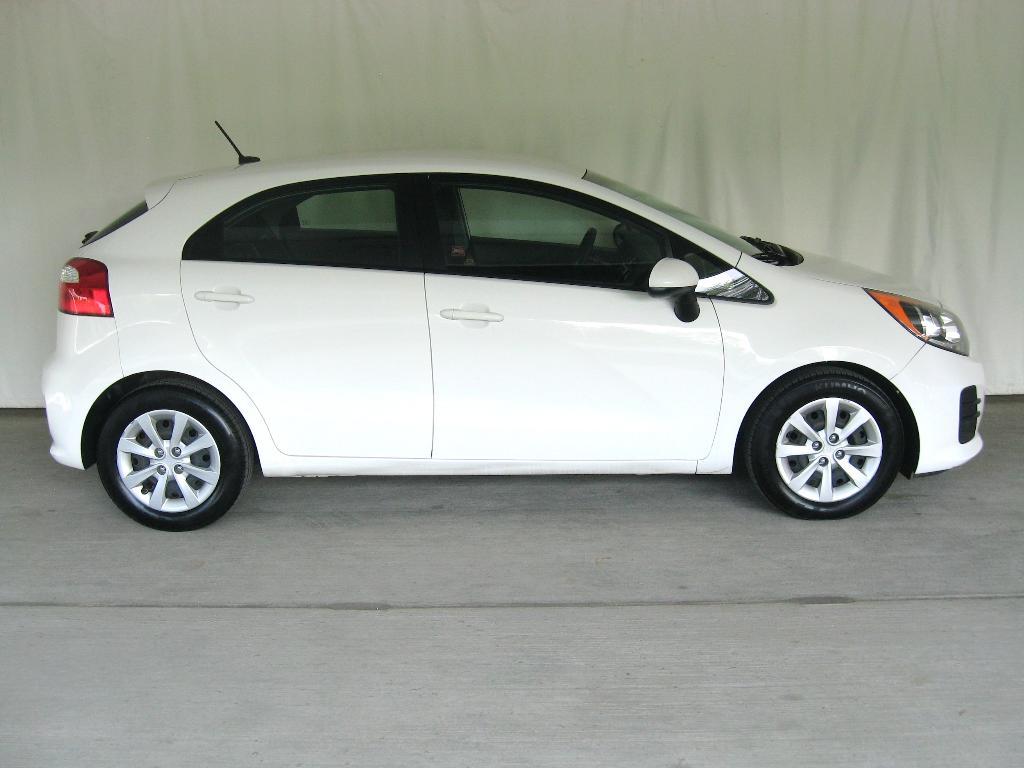 used 2016 Kia Rio car