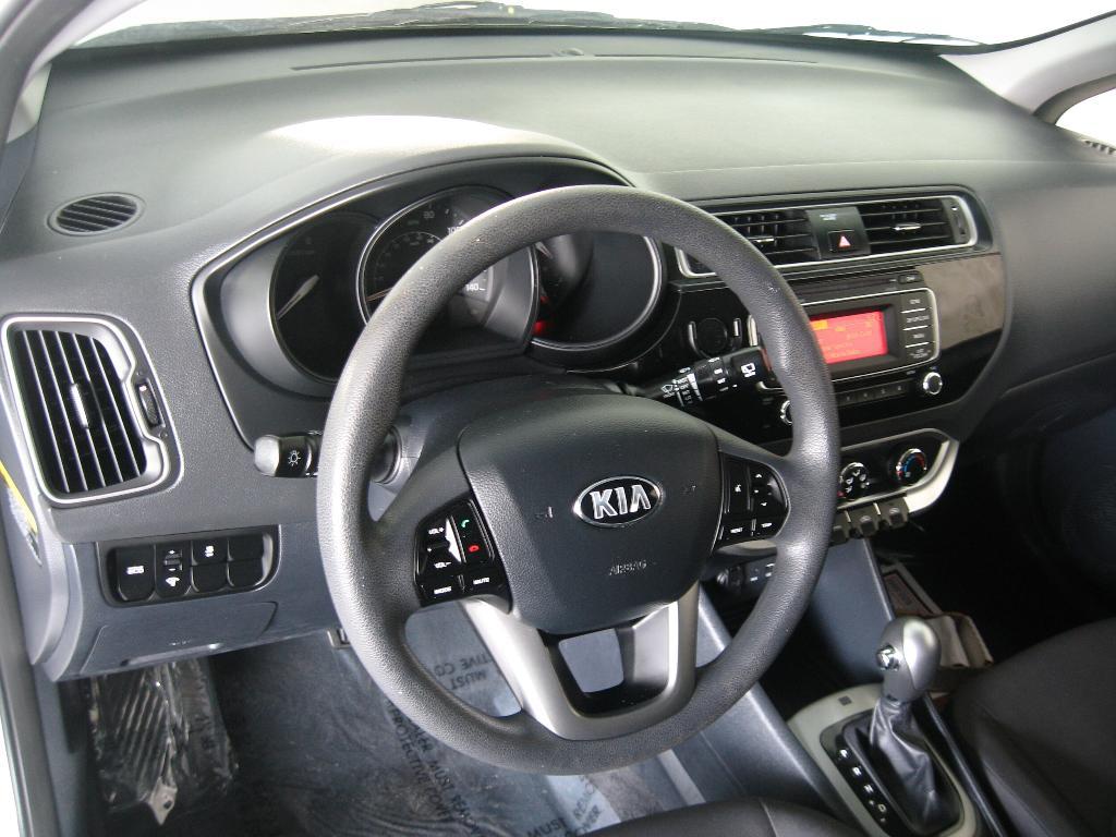 used 2016 Kia Rio car