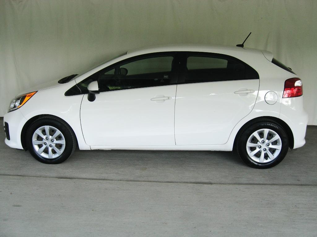 used 2016 Kia Rio car