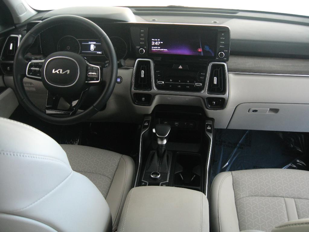 used 2023 Kia Sorento car, priced at $33,990