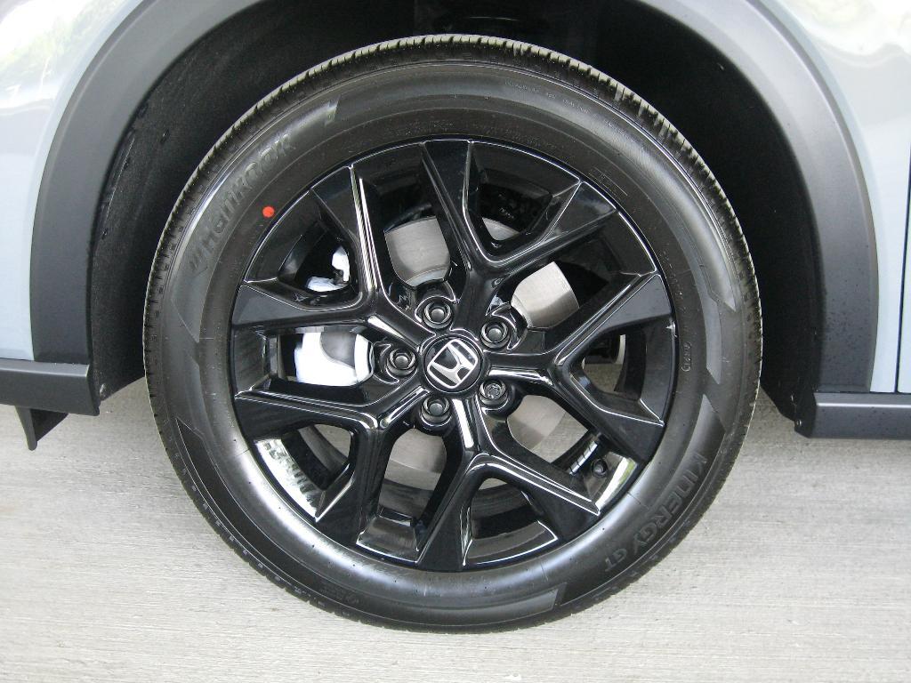 used 2025 Honda HR-V car, priced at $29,490