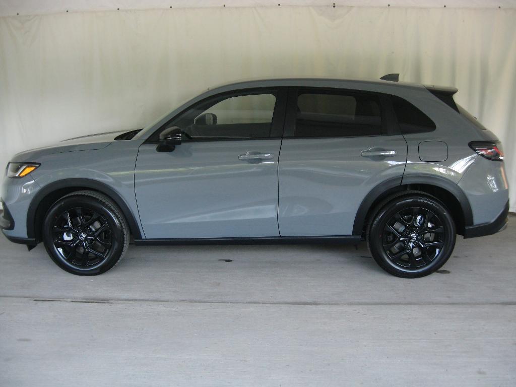 used 2025 Honda HR-V car, priced at $29,490
