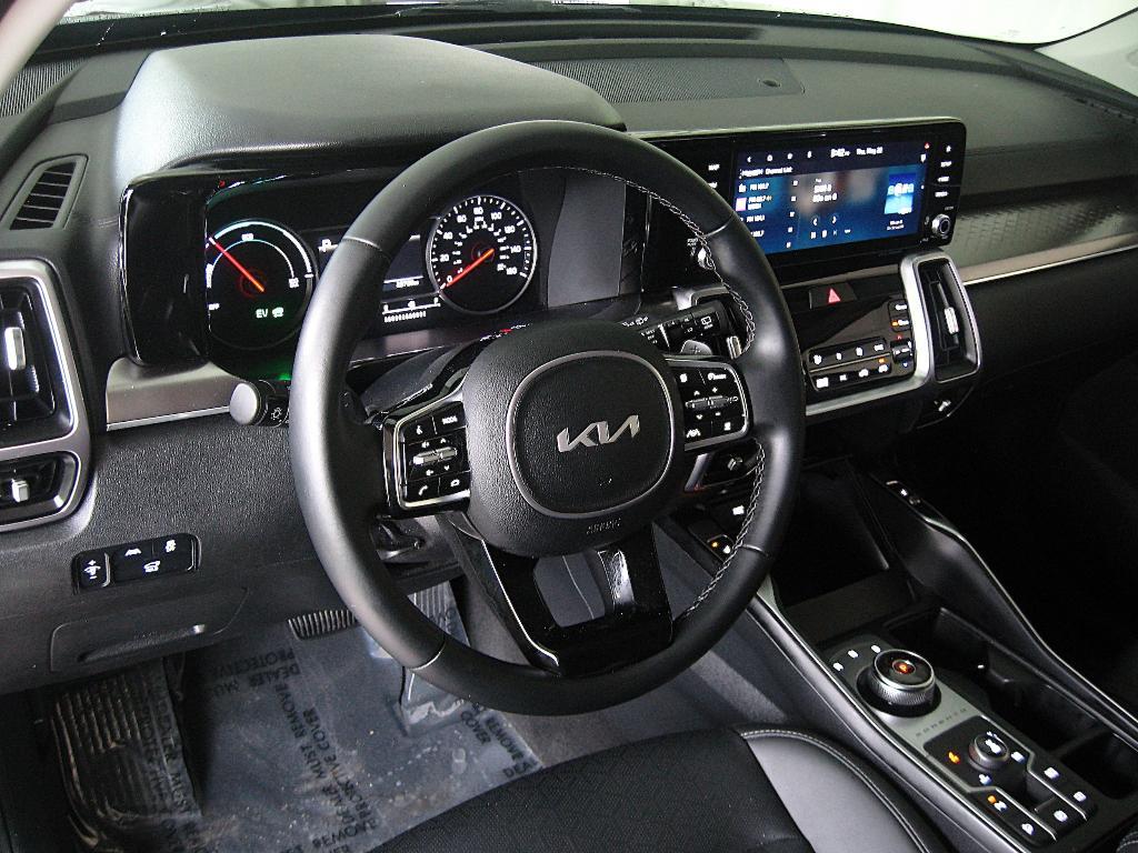 used 2024 Kia Sorento Hybrid car, priced at $34,490