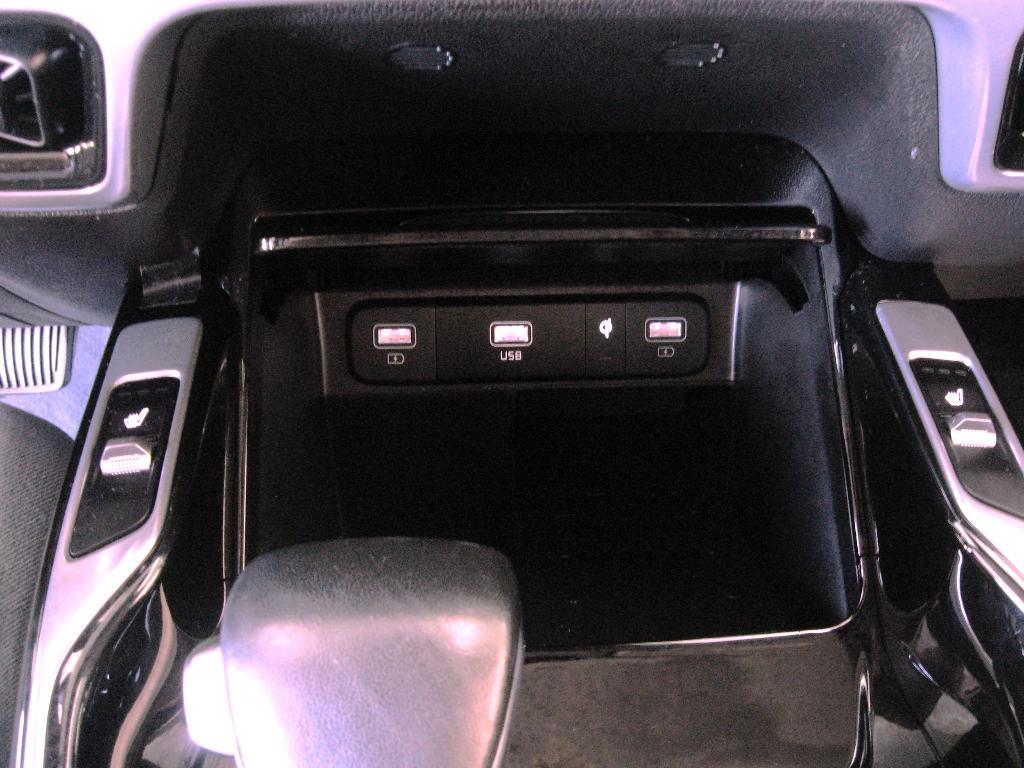 used 2023 Kia Sorento car, priced at $34,490