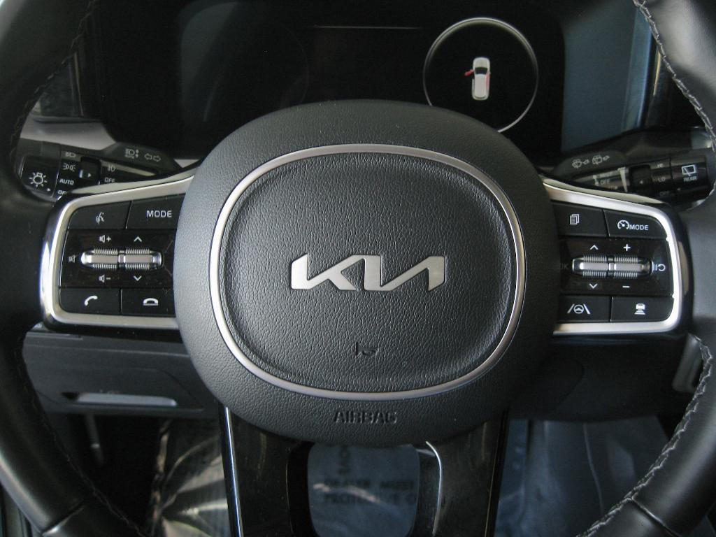 used 2023 Kia Sorento car, priced at $34,490