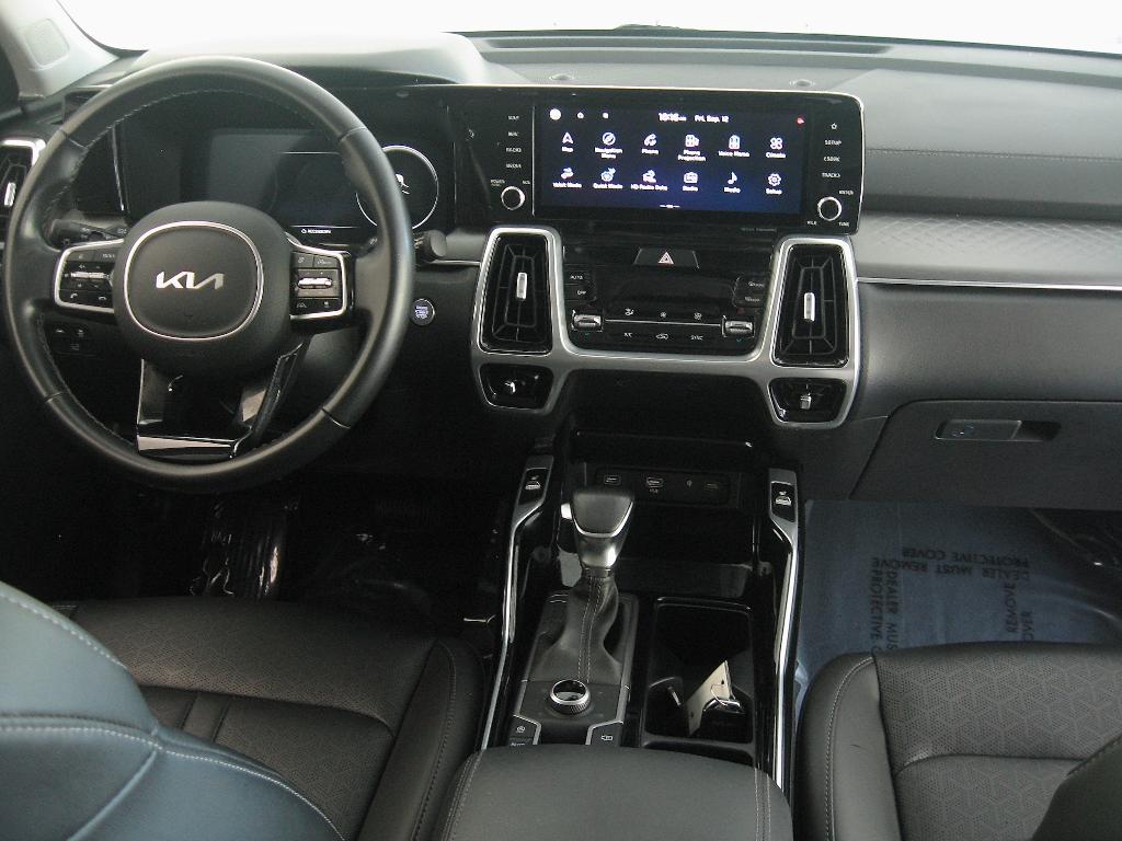 used 2023 Kia Sorento car, priced at $34,490