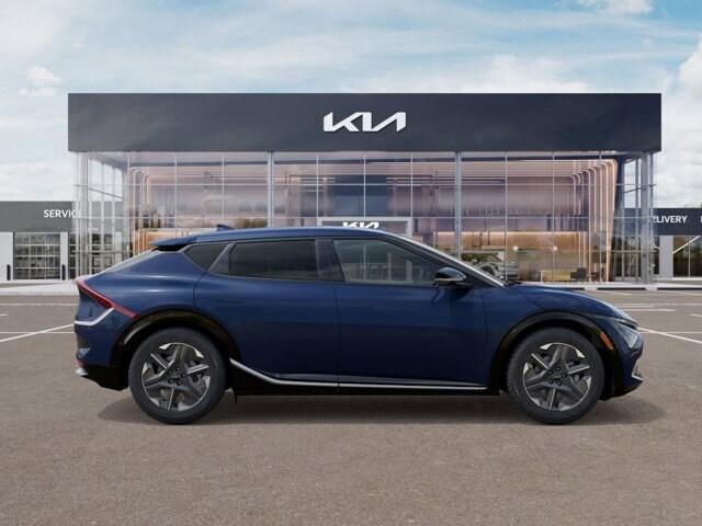 new 2025 Kia EV6 car, priced at $51,980
