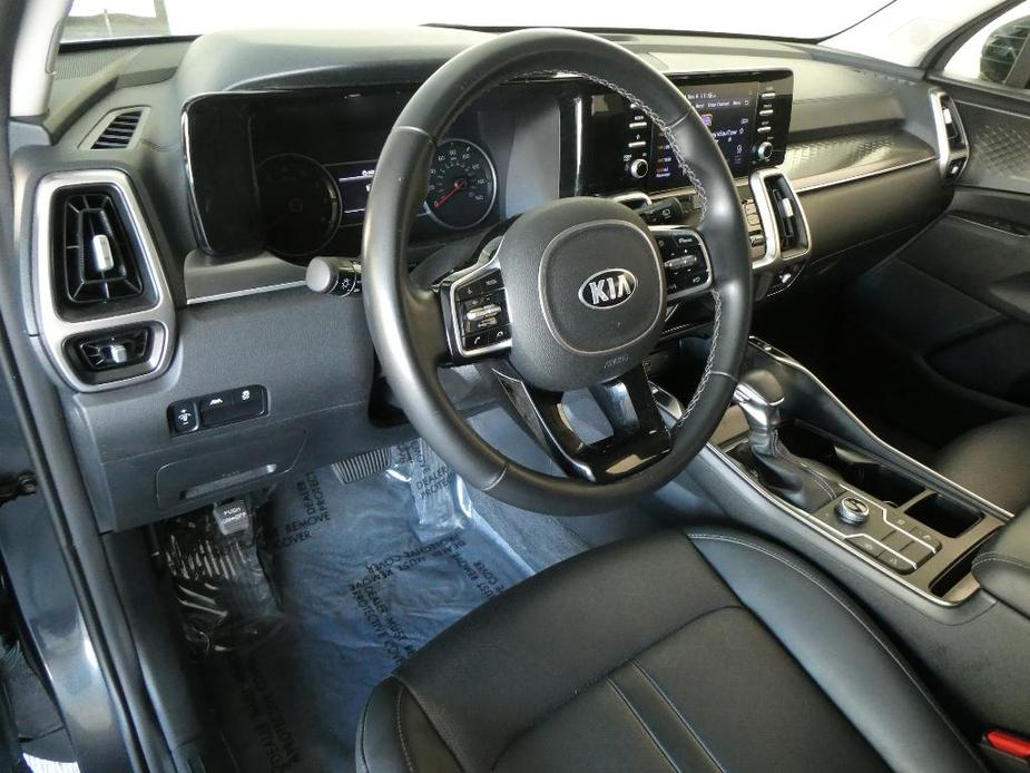 used 2021 Kia Sorento car, priced at $25,490