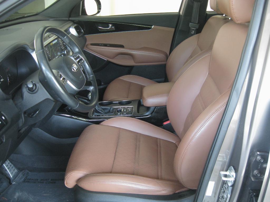 used 2019 Kia Sorento car, priced at $24,990