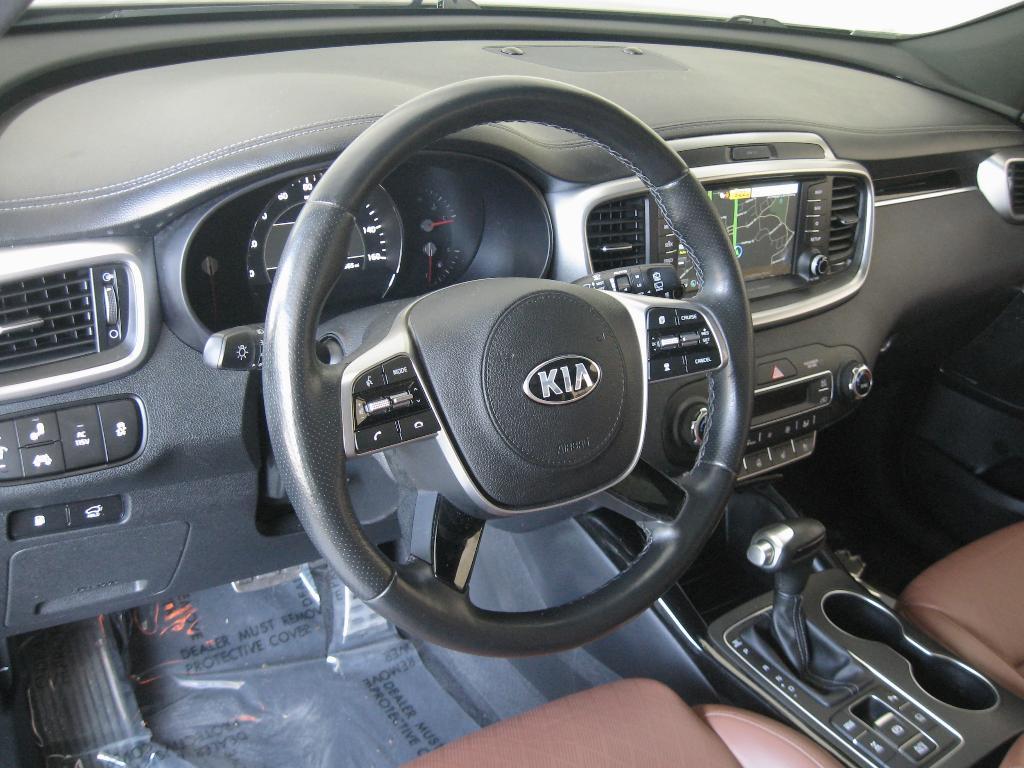 used 2019 Kia Sorento car, priced at $24,990