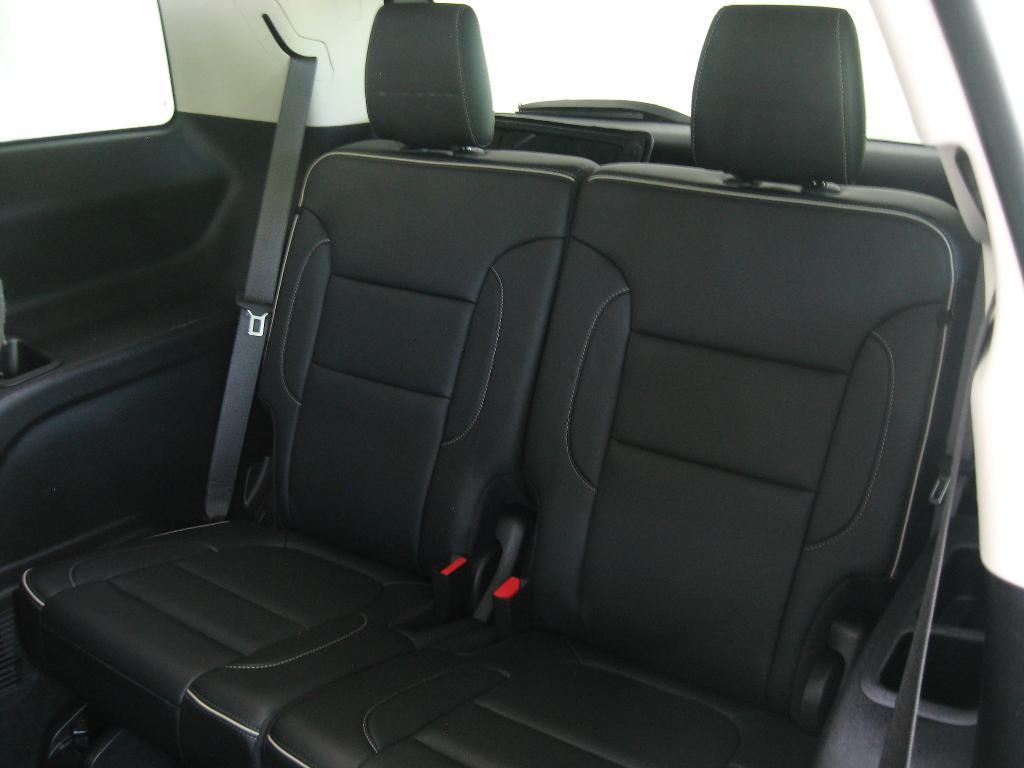 used 2021 GMC Acadia car, priced at $27,990