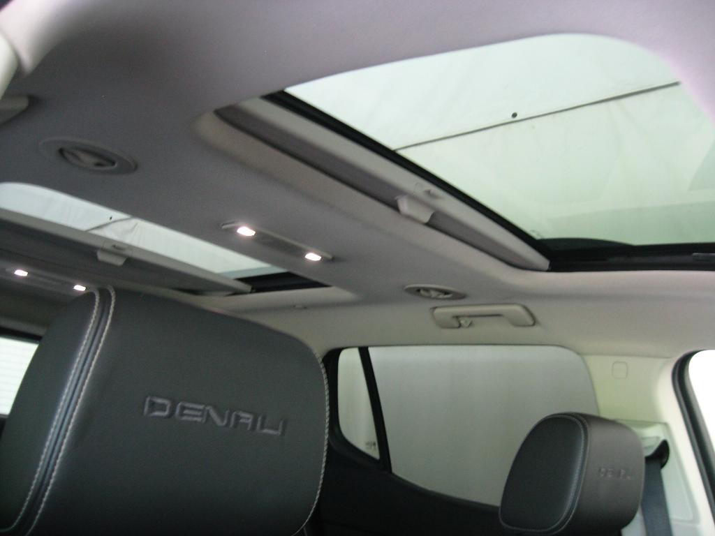 used 2021 GMC Acadia car, priced at $27,990