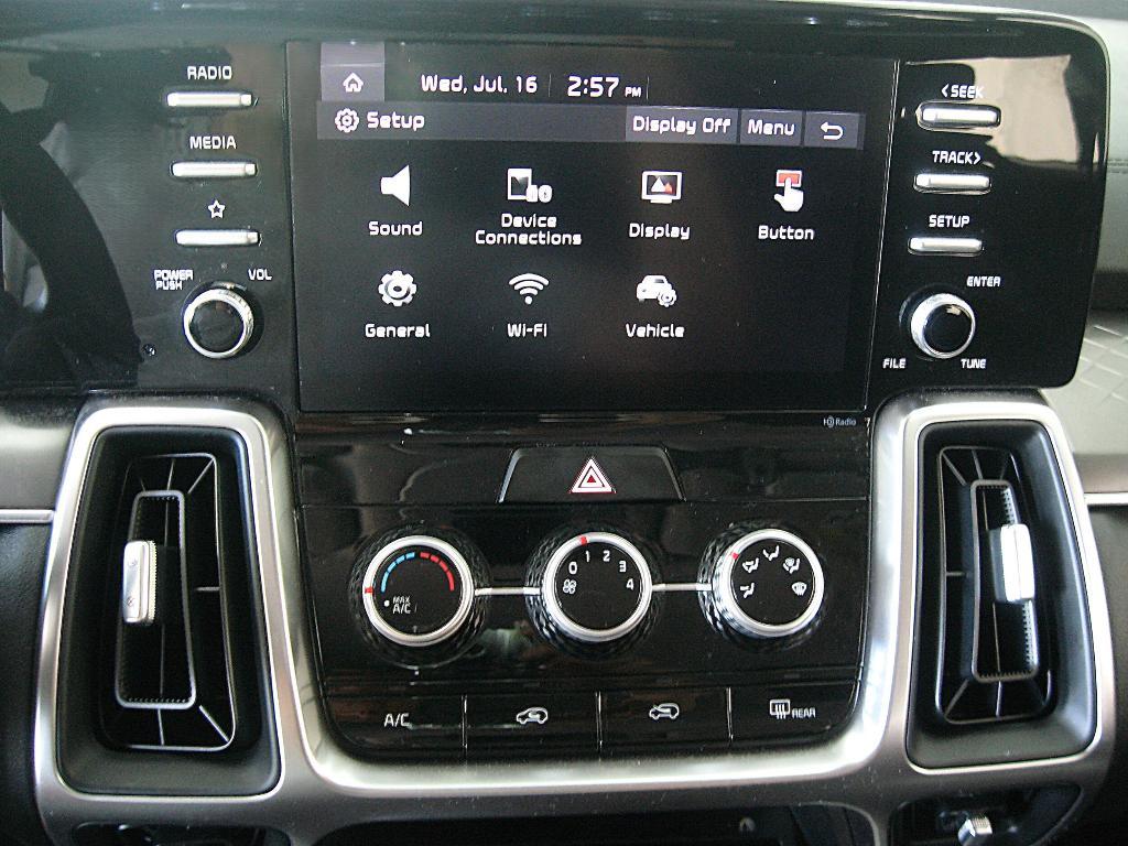 used 2022 Kia Sorento car, priced at $25,990