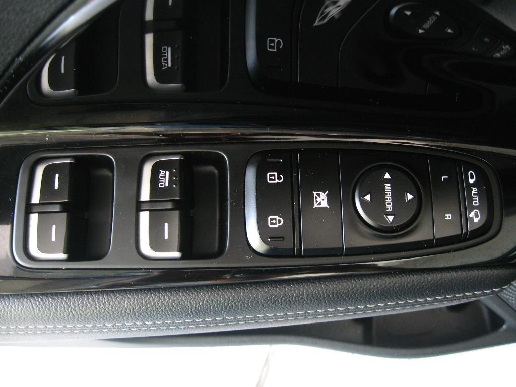 used 2022 Kia Niro car