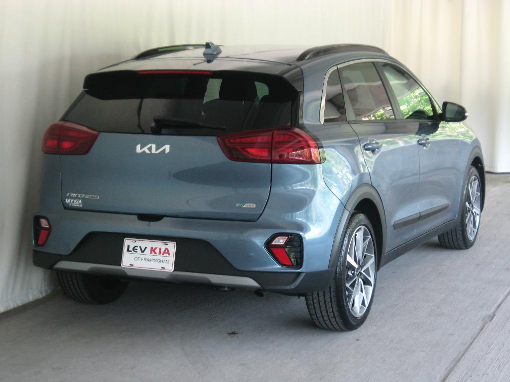 used 2022 Kia Niro car