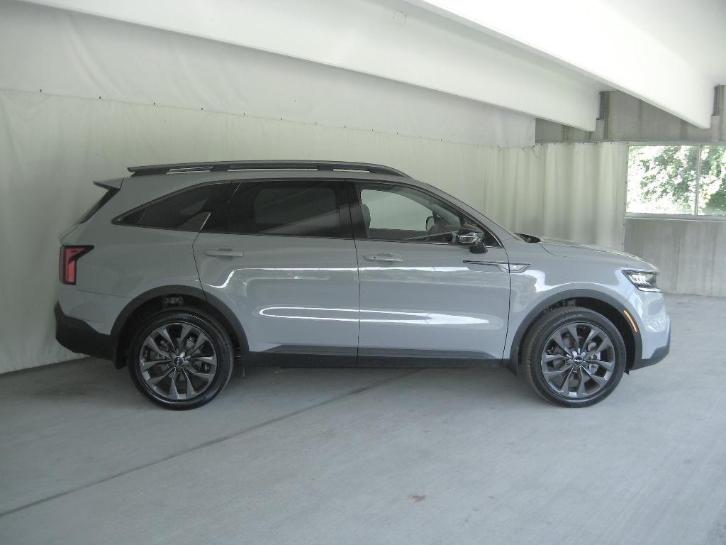 used 2023 Kia Sorento car, priced at $31,990