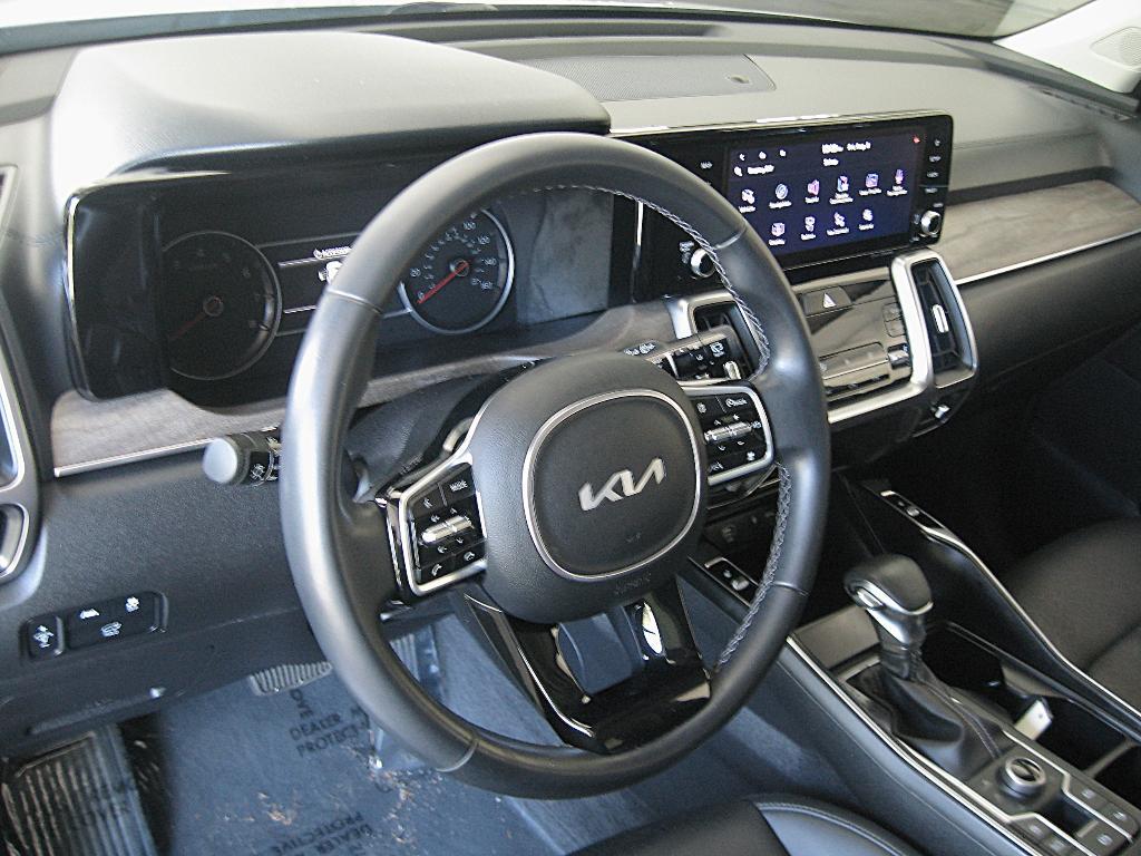 used 2023 Kia Sorento car, priced at $31,990