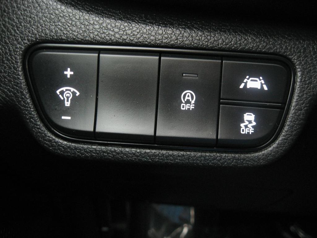 used 2023 Kia Seltos car, priced at $18,990