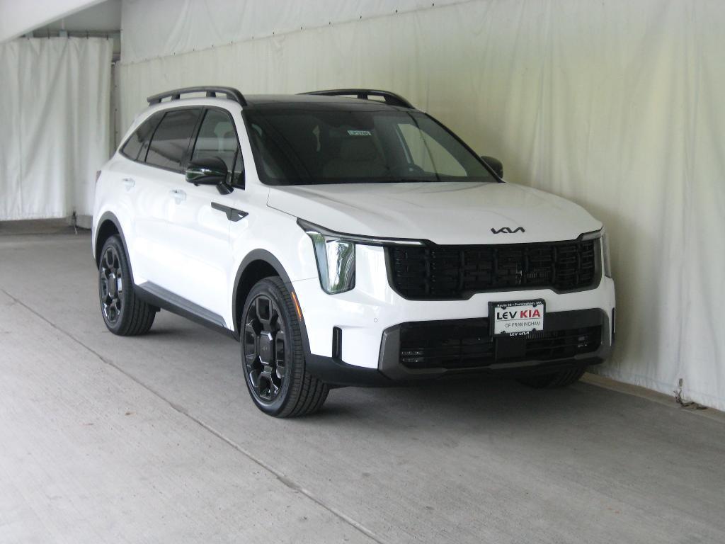 used 2025 Kia Sorento car, priced at $46,990