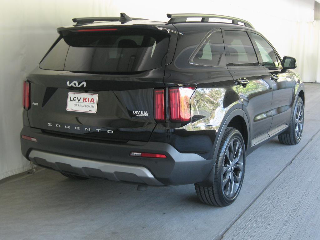 used 2022 Kia Sorento car, priced at $33,490