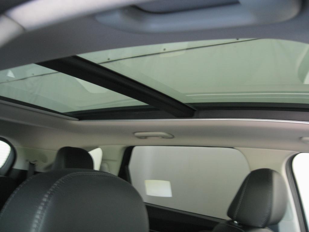 used 2022 Kia Sorento car, priced at $33,490