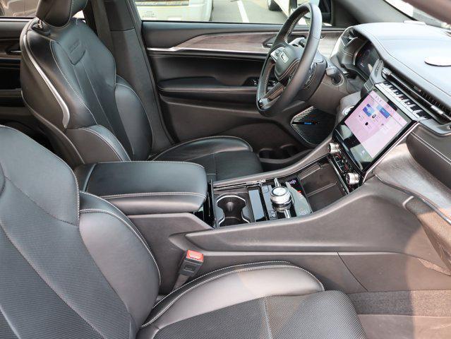 used 2023 Jeep Grand Cherokee car, priced at $39,895