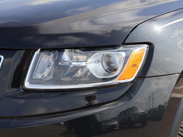 used 2014 Jeep Grand Cherokee car, priced at $10,789