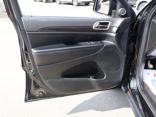 used 2014 Jeep Grand Cherokee car, priced at $10,789