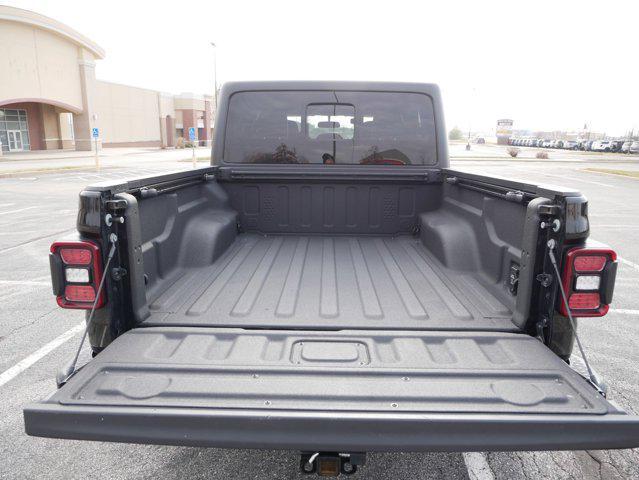 used 2021 Jeep Gladiator car, priced at $27,425