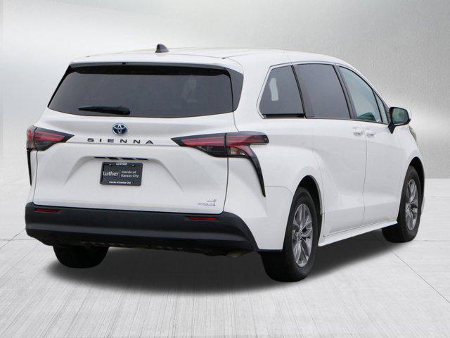 used 2022 Toyota Sienna car, priced at $35,495