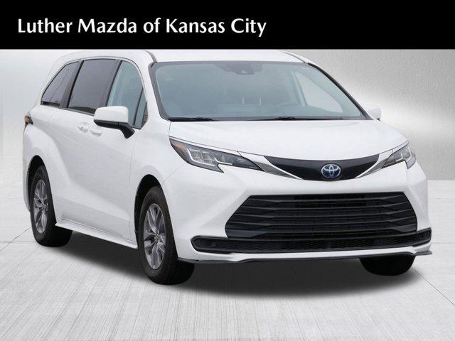 used 2022 Toyota Sienna car, priced at $35,495