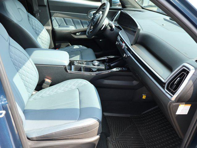 used 2025 Kia Sorento Hybrid car, priced at $41,595