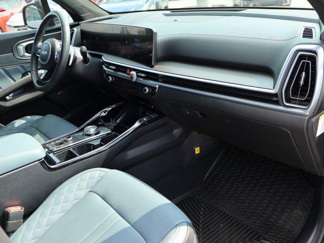 used 2025 Kia Sorento Hybrid car, priced at $41,595