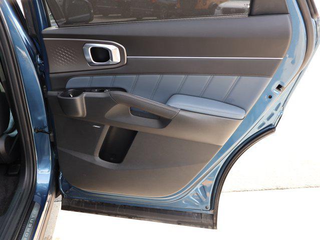 used 2025 Kia Sorento Hybrid car, priced at $41,595