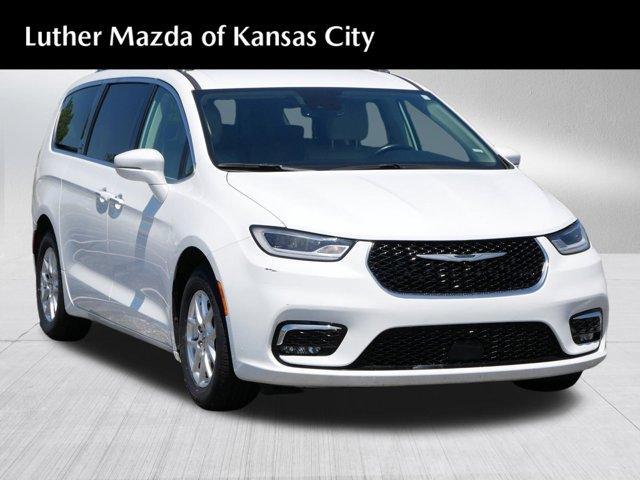 used 2021 Chrysler Pacifica car, priced at $23,725