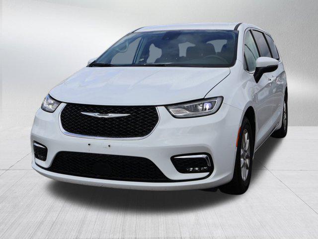 used 2023 Chrysler Pacifica car, priced at $23,095
