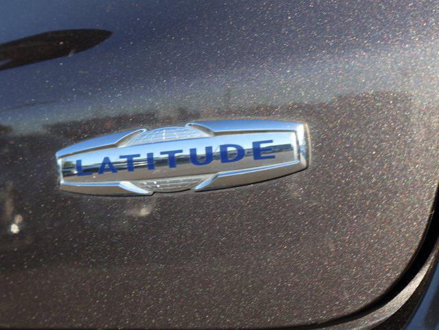 used 2022 Jeep Compass car, priced at $21,055