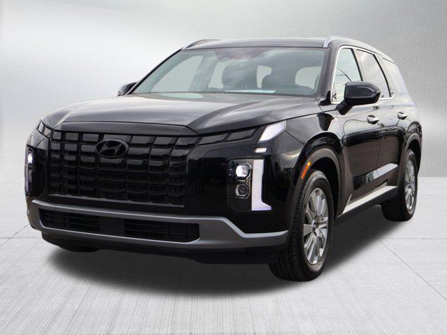 used 2024 Hyundai Palisade car, priced at $32,155