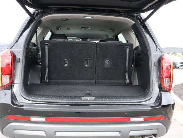 used 2024 Hyundai Palisade car, priced at $32,155