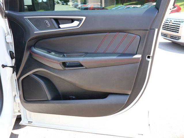 used 2024 Ford Edge car, priced at $30,495