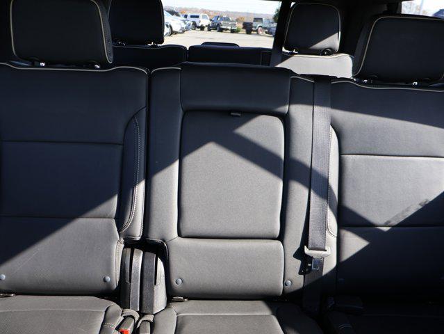 used 2024 GMC Yukon car, priced at $58,635