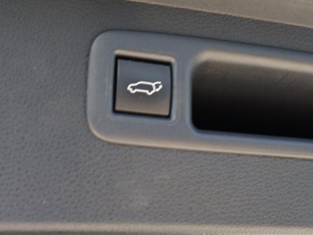 used 2023 Toyota Highlander car, priced at $33,275