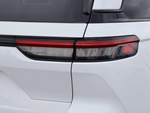 used 2023 Jeep Grand Cherokee car, priced at $32,685
