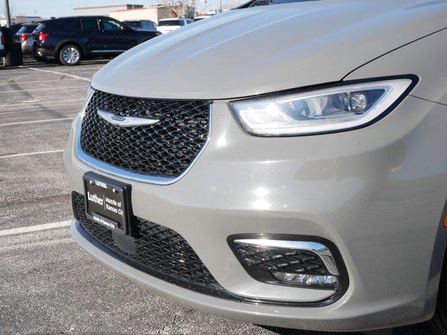 used 2022 Chrysler Pacifica car, priced at $20,995