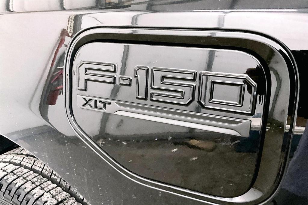 used 2023 Ford F-150 Lightning car, priced at $40,000