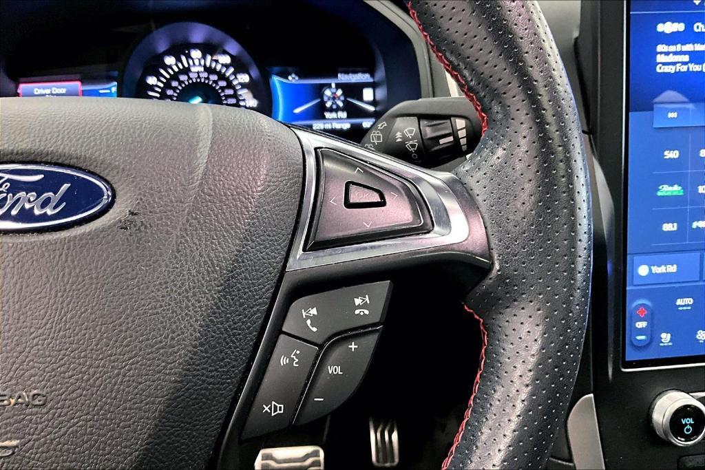 used 2022 Ford Edge car, priced at $29,000