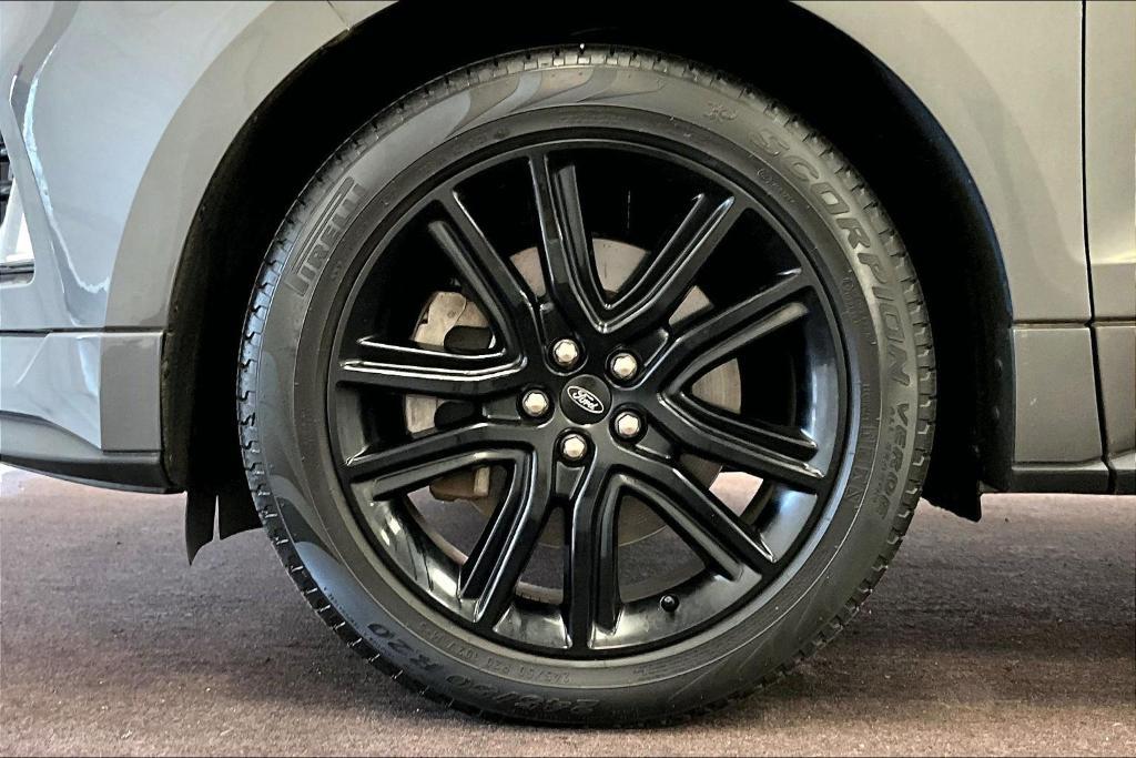 used 2022 Ford Edge car, priced at $29,000