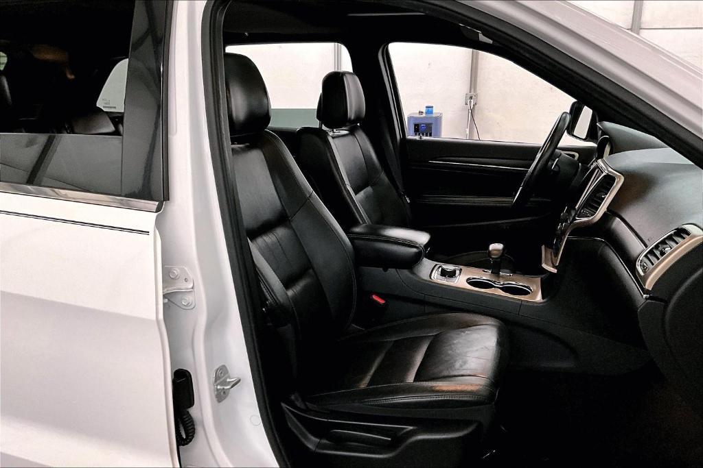 used 2014 Jeep Grand Cherokee car, priced at $10,377
