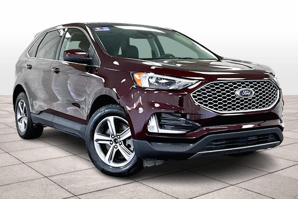 used 2023 Ford Edge car, priced at $28,000